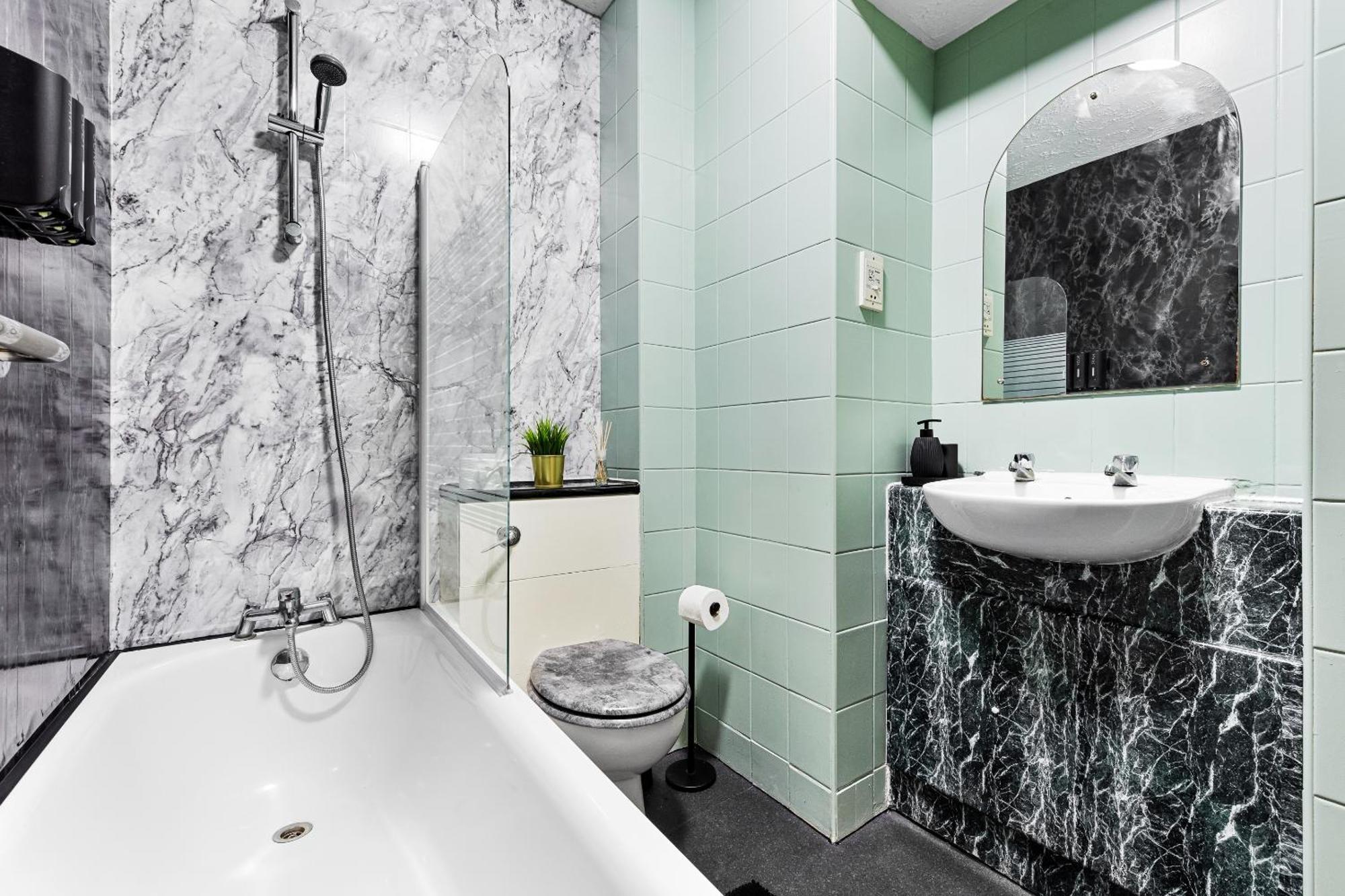 Elegant & Cozy Fbs Downtown Flat Apartment London Bagian luar foto